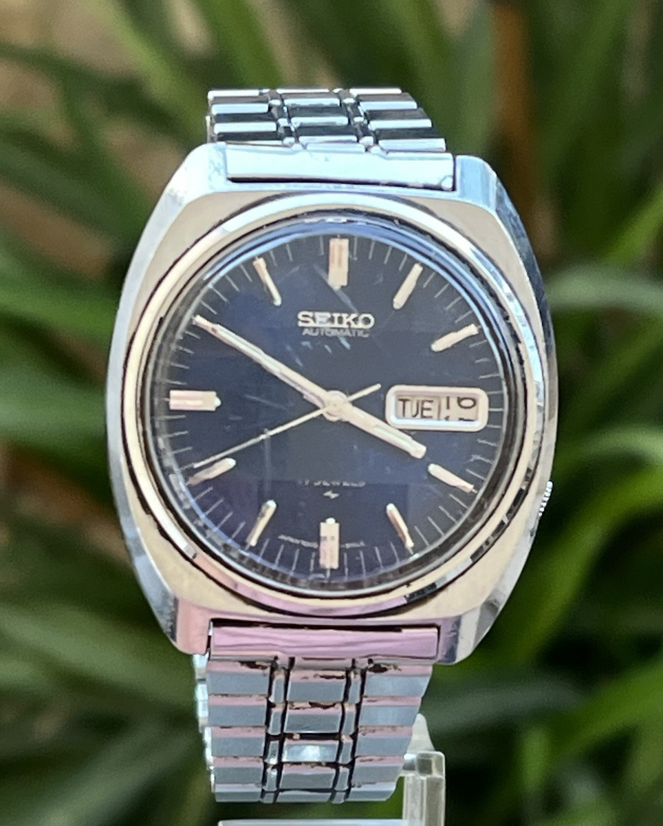 Seiko 7009-8100- Beautiful Vintage 1970 Blue Dial - Automatic