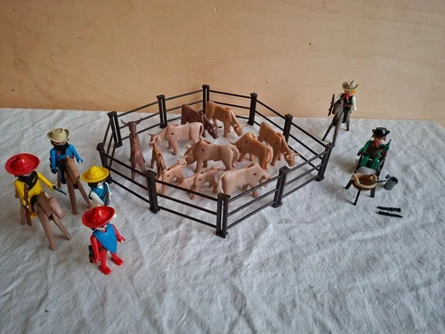 Playmobil Klicky 3240 Vintage Western Cow Boy RARE