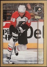 1998 Topps Eric Lindros O-Pee-Chee #18 card