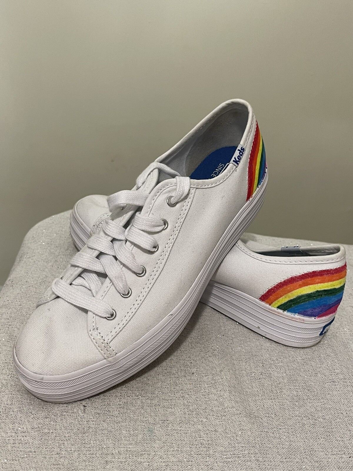 Keds triple up? canvas womens sneaker 7.5 Platform rainbow pride EUC