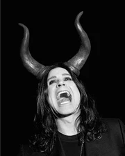 Digital Image Photo Wallpaper Background Desktop OZZY OSBOURNE HORNS Only $0.99!