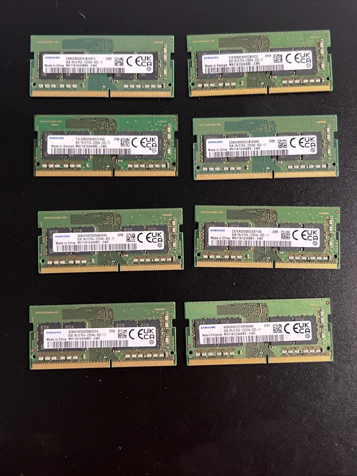 Samsung 8gb RAM 1Rx16 PC4-3200AA-SC0-11 DDR4 SODIMM SDRAM M471A1G44BB0-CWE Foto 4 de 4