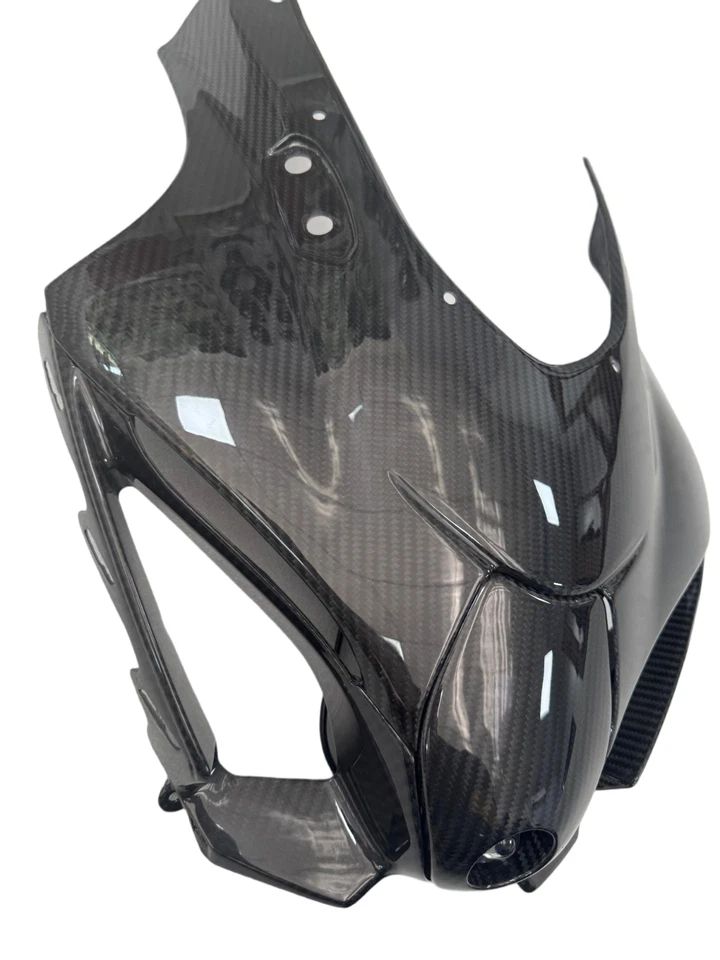 GSXR1000 17-25 Carbon Fiber Front Sport Version Headlight Lamp and front fairing - Image 4 of 4