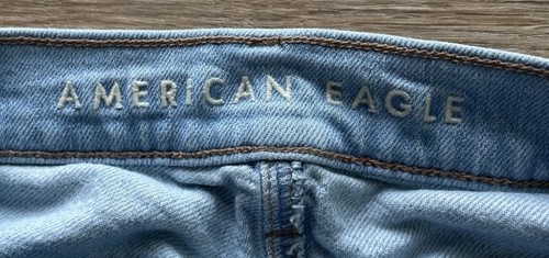 American Eagle Outfitters 90’s Baggy Women's Jeans Size 2 Regular Light Wash - Picture 7 of 10