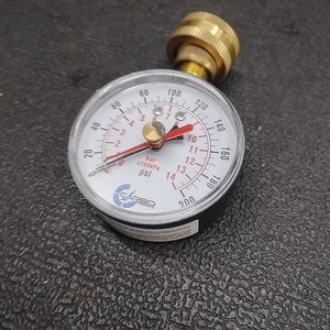 CARBO Instruments 2-1/2" Water Pressure Test Gauge 200 psi, 3/4" Female Hose
