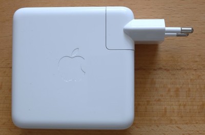 Original Apple 87W USB C Netzteil Power Adapter MNF82Z/A Guter Zustand