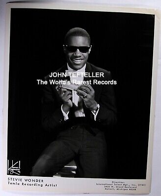 8 x 10 photo Stevie Wonder 1960s