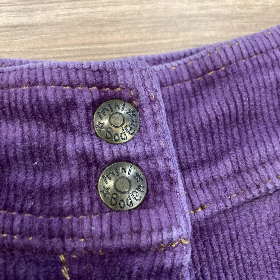 Pantalones Cortos Mini Boden Niñas Talla 3Y Púrpura Pana con Bolsillo Trasero Corazón Foto 3 de 4