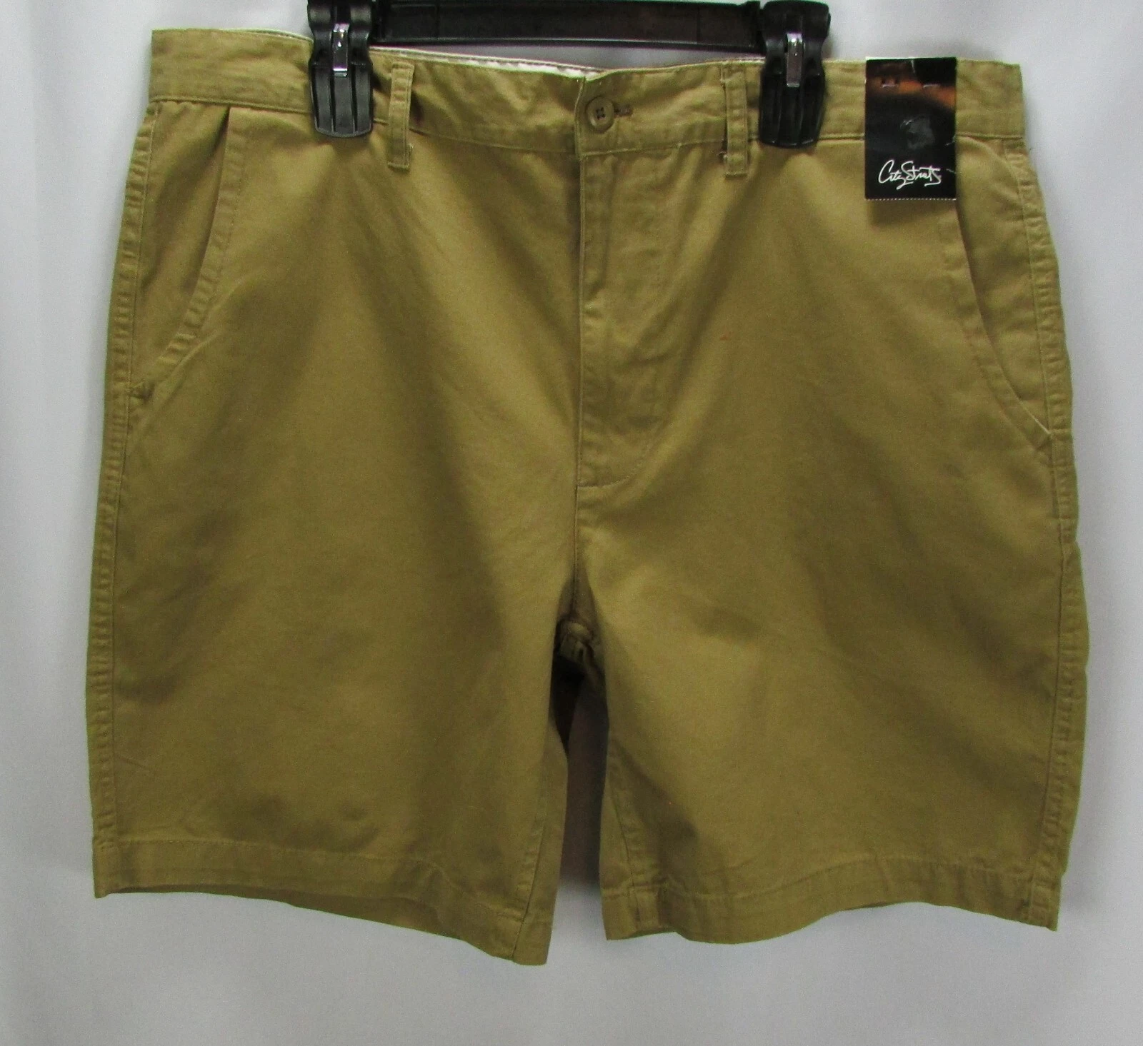 City Streets Men Khaki Shorts Size 40 NWT