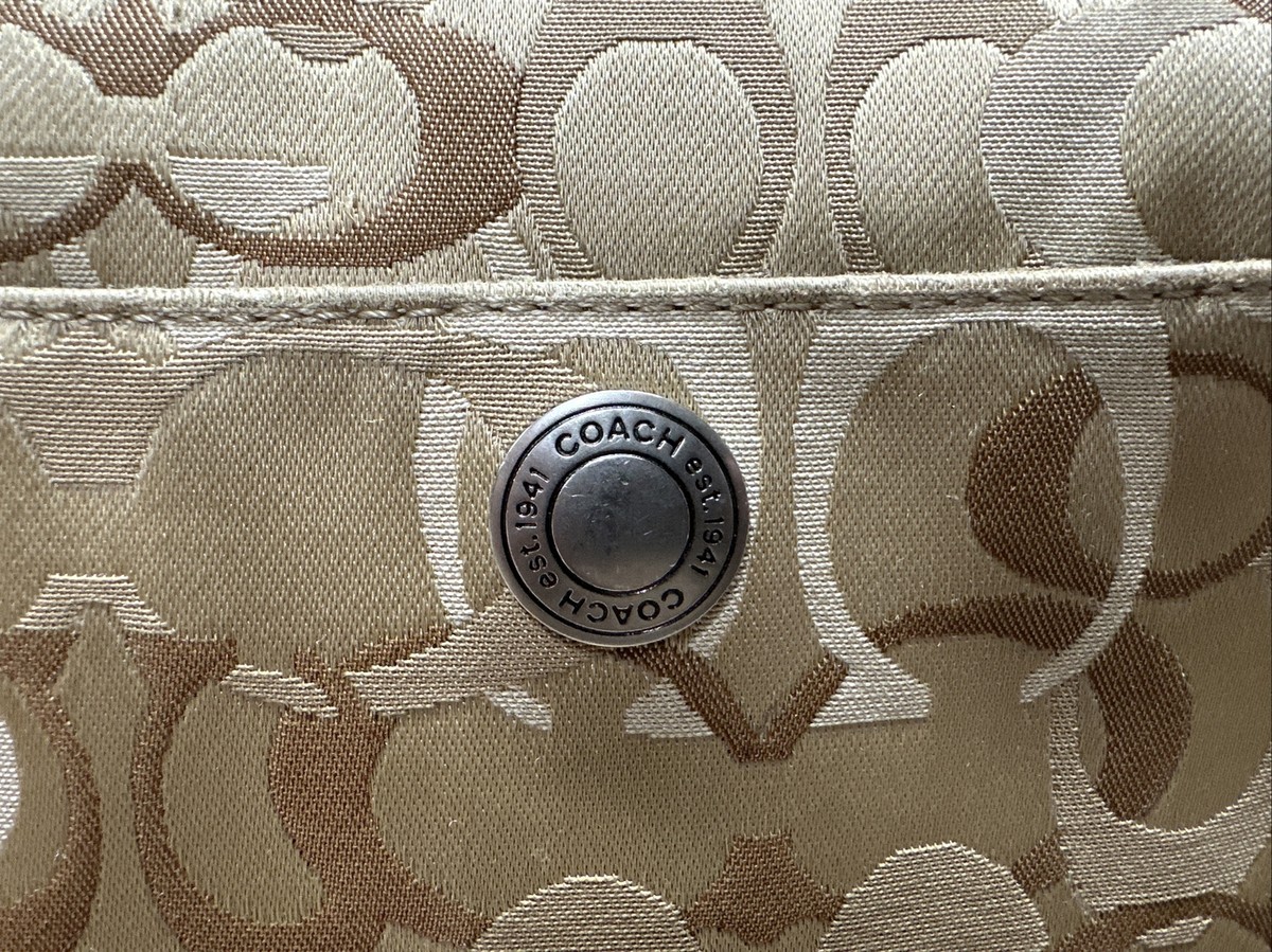 Authentic Coach Chelsea Optic Signature Hobo Tote D06k 10142 Authentic Coach Chelsea Optic Signature Hobo Tote D06k 10142