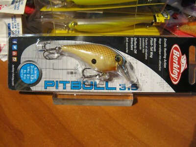 Berkley 3.5 Slow Rise PitBull 2'' Rattle Fishing Lures 1/4 Oz Cream Pie Color