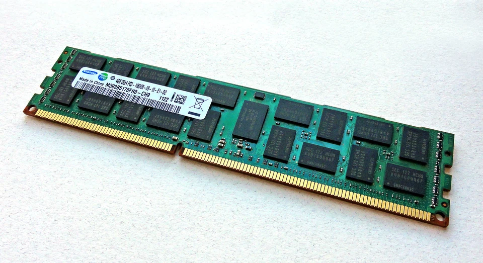 Samsung 4GB RDIMM SDRAM DDR3-1333 PC3-10600R ECC *REGISTERED* M393B5170FH0-CH9 - Photo 3/4