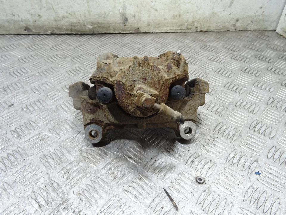 2013 AUDI Q3 QUATTRO S-LINE 8U 4x4 2.0TDI MK1 FRONT RIGHT BRAKE CALIPER *4352 - Image 4 of 4