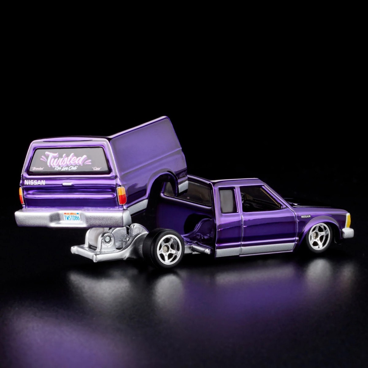 RLC 1986 Nissan 720 King Cab IN HAND 1/64 Hot Wheels HMY26