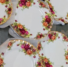Royal Albert Old Country Roses Bone China Dinner Set Plates Saucers England