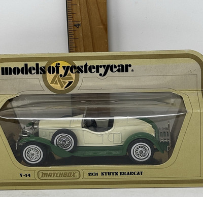 Matchbox Y-14 1931 Stutz Bearcat Cream w green Lesney MOY 1974 VTG