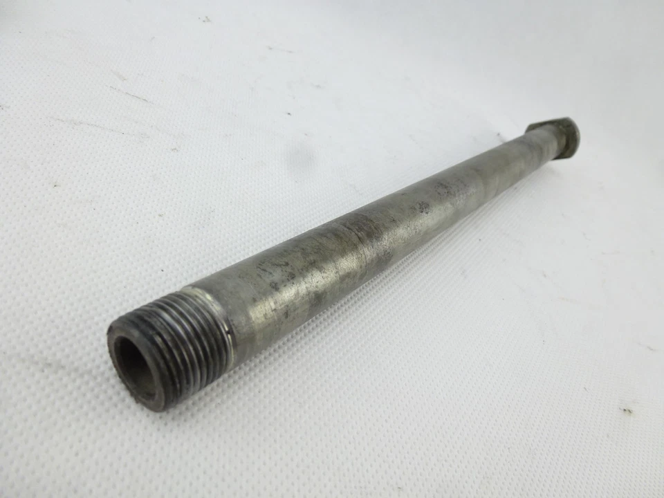 Eje rueda trasera Aprilia RS 125 SF 2005 Foto 2 de 3