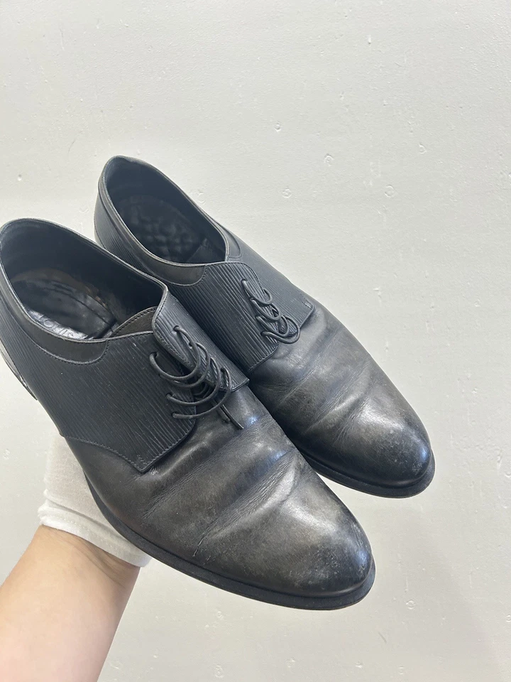 Zapatos de vestir Louis Vuitton Derby para hombre Epi de cuero negro talla 6 1/2 UK 7,5 US Y1 Foto 2 de 4