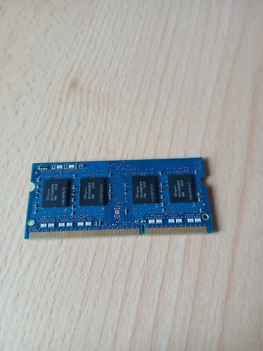 SK Hynix HMT451S6AFR8A-PB 4 GB 1Rx8 PC3L-12800S-11-13-B4 *1 pieza* *Usado* - Imagen 2 de 2