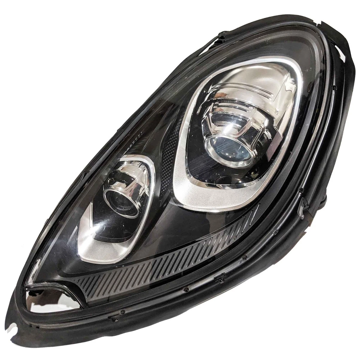 OEM Left Driver Side Xenon Headlight Assembly Porsche Macan 2015 