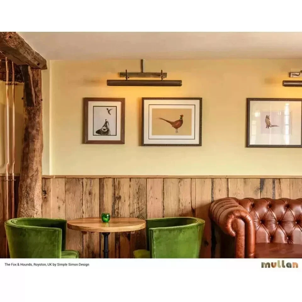 Lámpara de pared de latón moderna para pintura de latón vintage antigua maciza. Foto 3 de 4