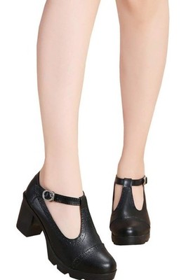 Women s Black Leather Mary Jane Heels Size 9