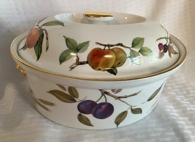 Evesham Royal Worcester 10'' Oval Porcelain Covered Casserole #24 made in England