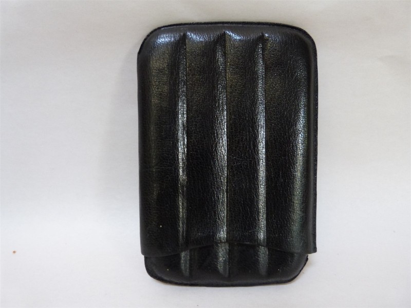VTG Leather 4 Cigar Holder Made in SPAIN Dark Brown 3 7/8" Wide Adjust Length