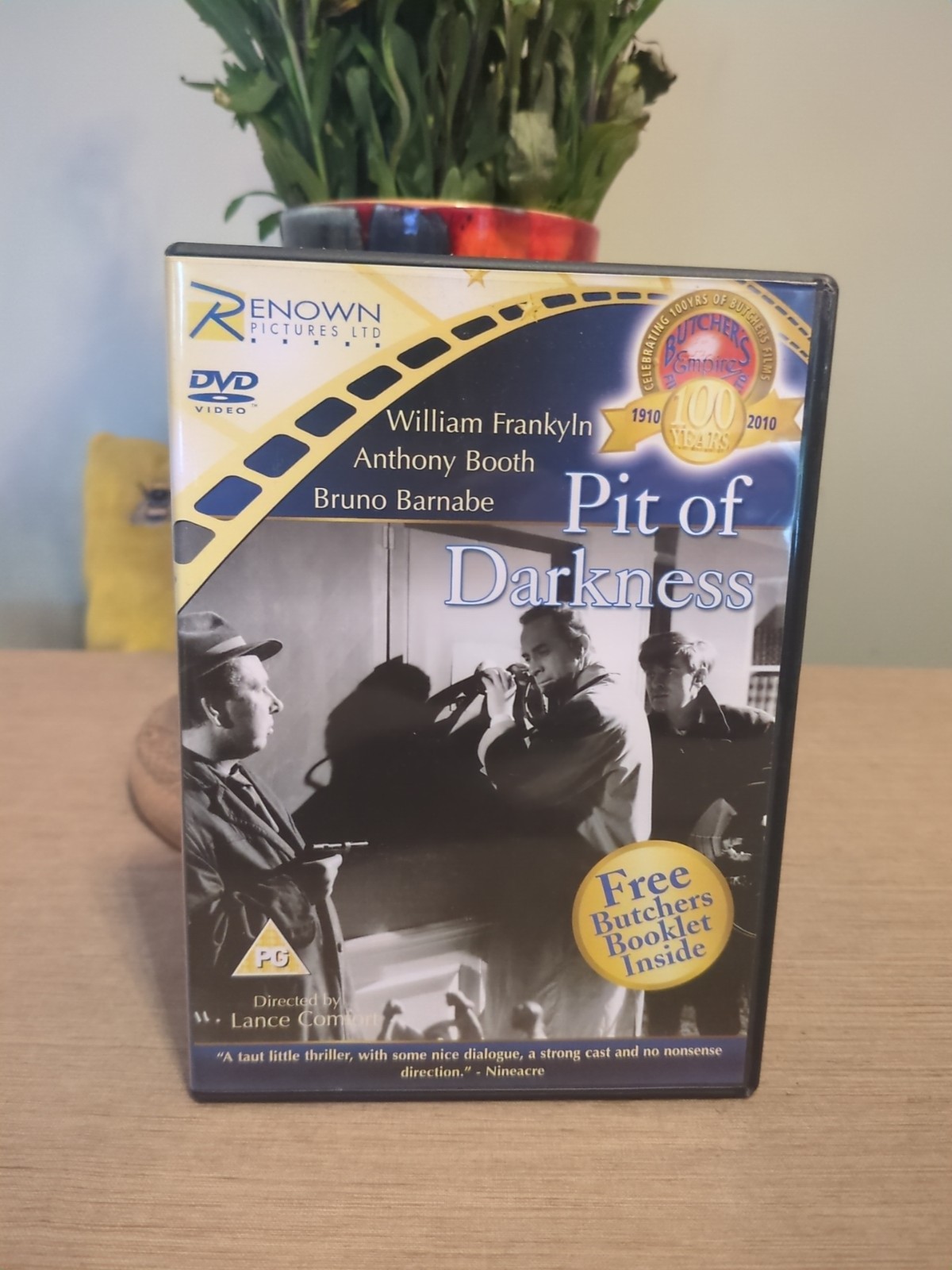 Pit Of Darkness [Region UK DVD] Renown Pictures. Free Post