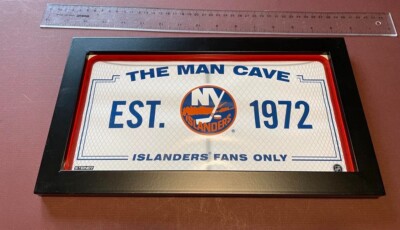 2 The Man Cave NY Islanders EST. 1972 7.25 x 13 & Mets 8.25 x 14 2 Steiner Signs