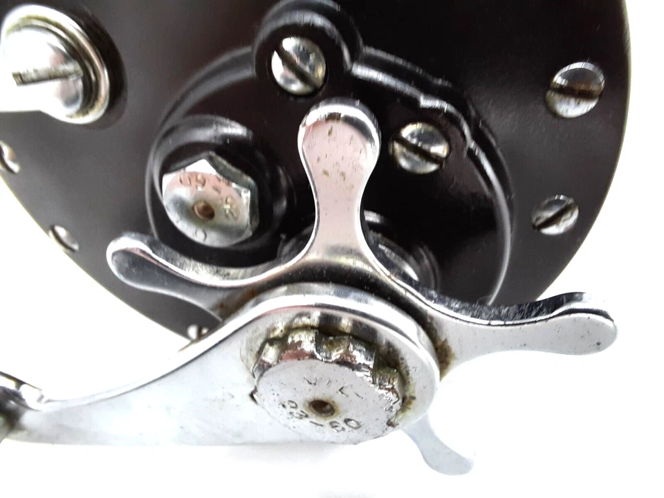 Penn Long Beach 60 Handle, Drag Wheel & Casting Lever - Image 4 of 4