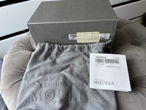 Alexander McQueen Skull Clutch - Picture 7 of 7