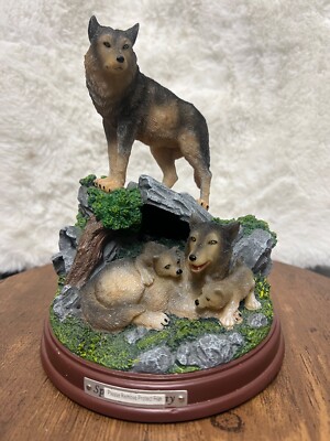 Bradford Exchange Protectors Of The Pack Wolf Sculpture 2018? Spring Harmony