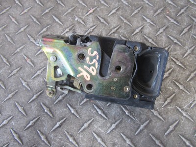 01 CHEVROLET CAVALIER RIGHT PASSENGER DOOR LATCH LOCK ACTUATOR 2.4L CPE