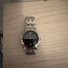 GUESS WATCH MEN WITH DIAMOND 12 O’CLOCK INDICATOR