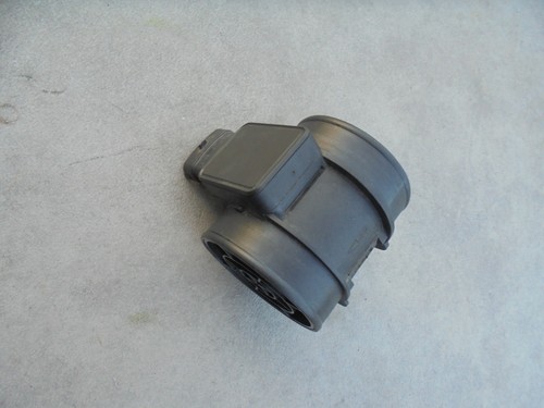 Opel Vectra C Signum Zafira B 2.2 direct Z22YH Luftmassenmesser LMM 24404016