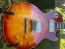 GIBSON U.S.A LES PAUL STANDARD PLUS FLAME TOP 2005 BEAUTIFUL
