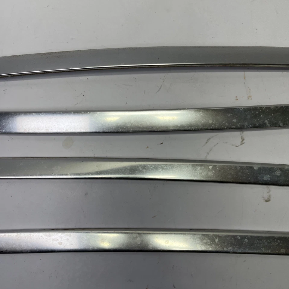 83-92 Ford Ranger Bronco II - Parabrisas Revelar molduras 4 piezas CROMADO Foto 4 de 4