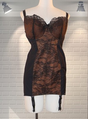 Atemberaubendes großbusiges Nylon & Spitze Korsett mit offenem Boden & Strapsen Rarität Charnos 36E