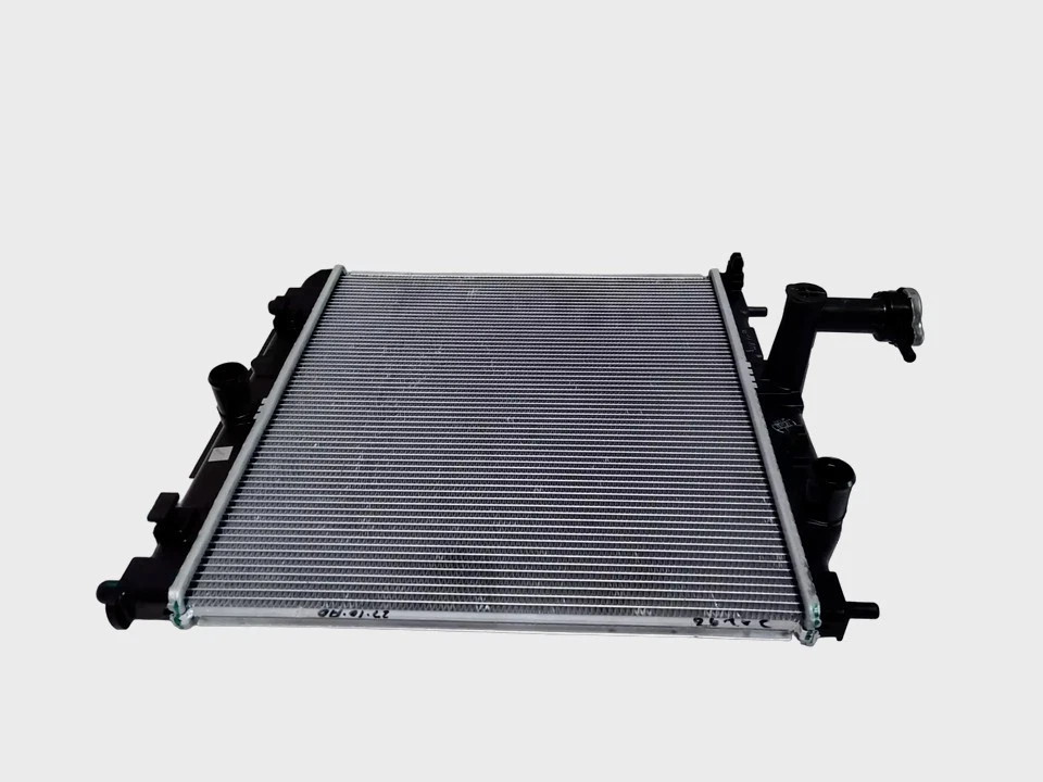 For Suzuki Celerio 2013 to 2017 OEM 17700M76M00 Radiator Assy - Image 3 of 4