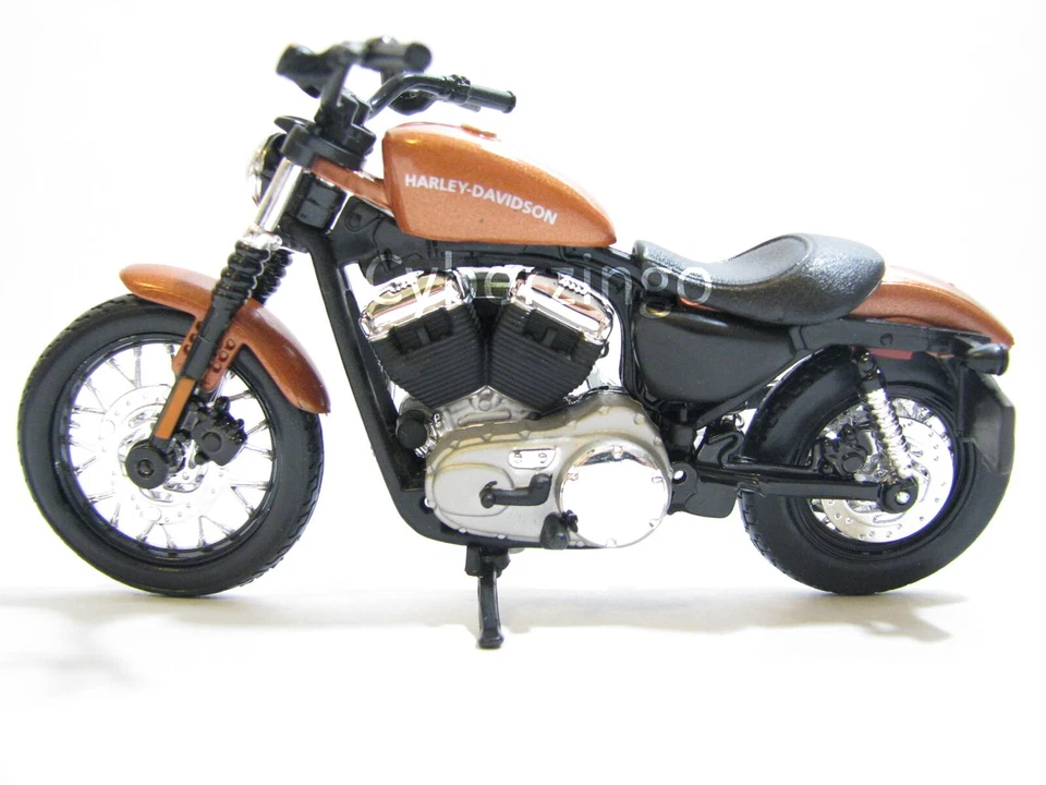 Harley Davidson 2007 XL 1200N Nightster escala 1:18 modelo de motocicleta Maisto Foto 3 de 4
