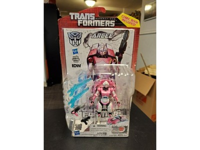 Transformers Generations Arcee (Thrilling 30's)