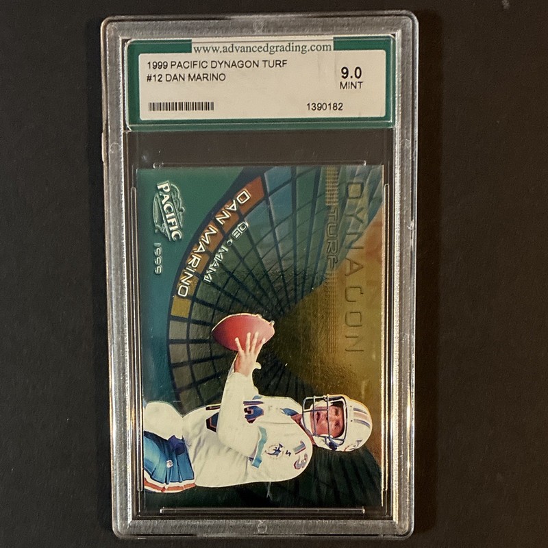 1999 Pacific Dynagon Turf #12 Dan Marino Miami Dolphins AGS Graded Insert