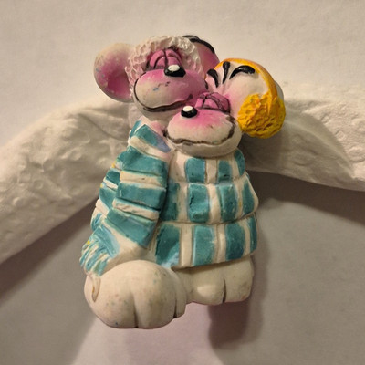 Diddl Sammelfigur Maus im blau-weiß gestreiften Schlafanzug mit Schlafmütze