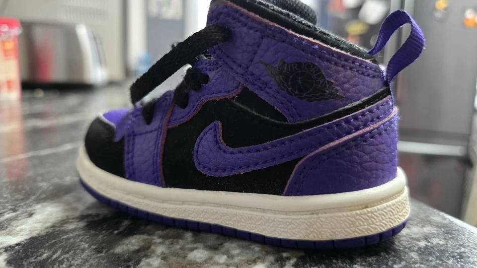 Air Jordan 1 Mid Purple/Negro 5c Foto 3 de 4