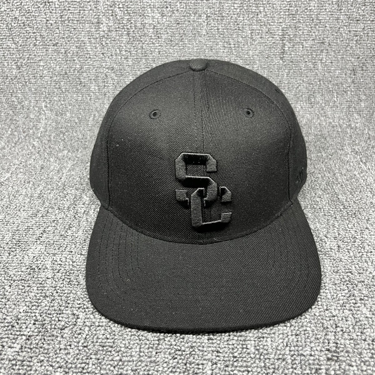USC Trojans '47 Brand The Pro Fitted Hat Size 7 Black on Black Flat Brim Cap