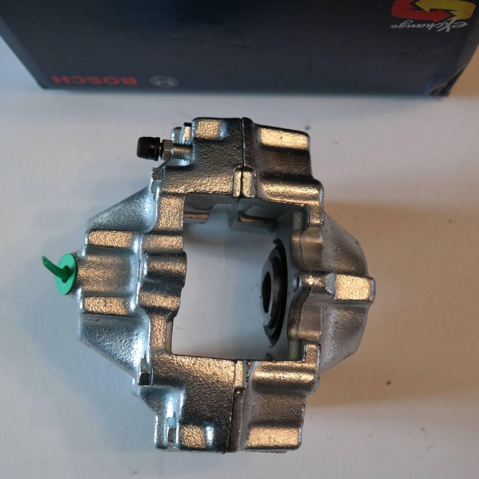 Etrier de frein Bosch 0986135061 pour Mercedes W203 C209 sans consigne