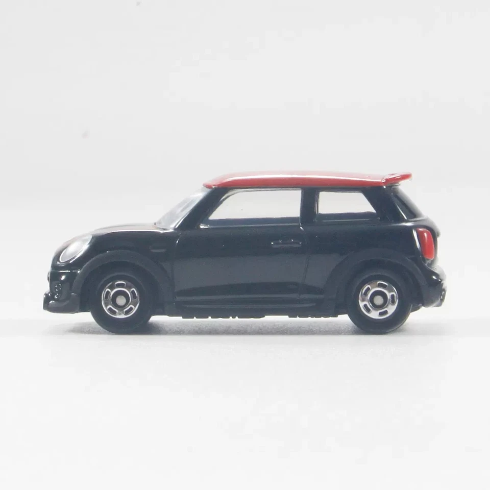 Coche Diecast Takara Tomy Tomica Asia Original AO-05 BMW MINI JOHN COOPER FUNCIONA  Foto 2 de 3