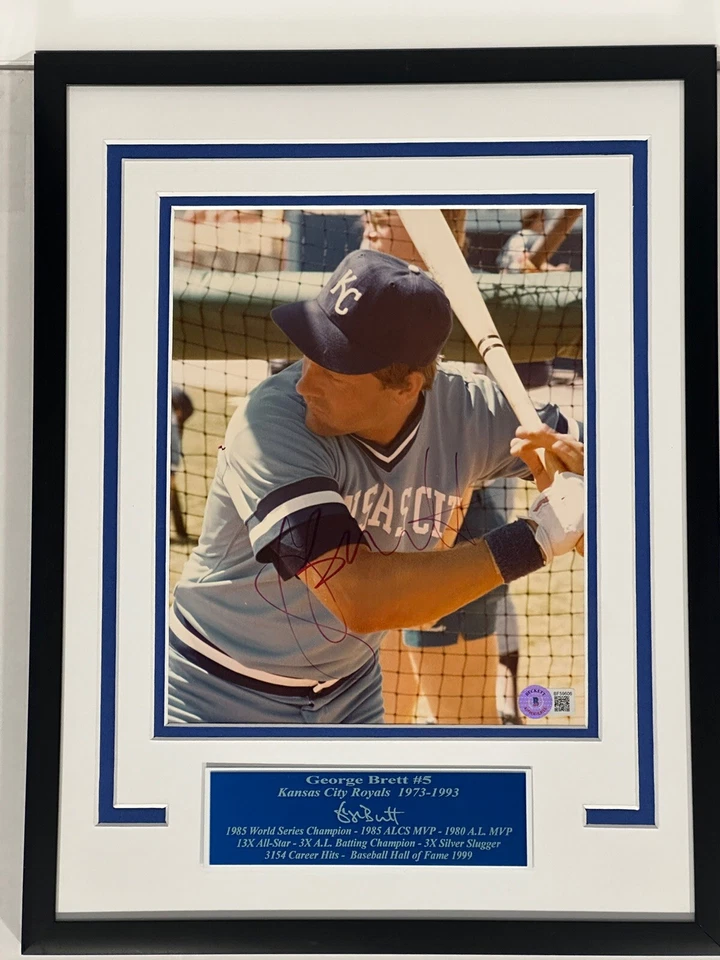 PSA George Brett Signed 8 x 10 Photo Framed w/engraved nameplate HOF KC Royals - Image 3 of 4