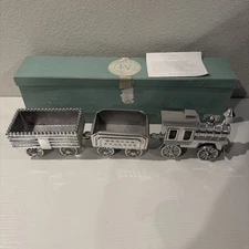 Mariposa Aluminum Train Server with Box